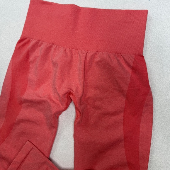 NVGTN Contour Seamless Leggings-Coral - Picture 6 of 11